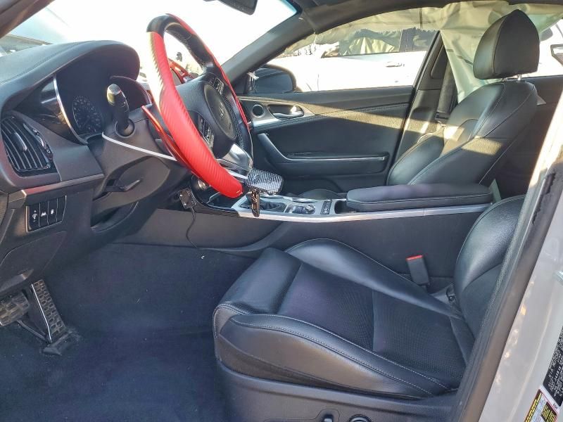 2022 KIA Stinger GT1