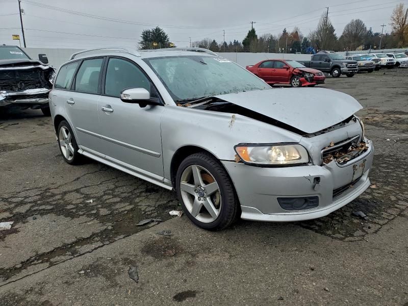 2009 Volvo V50 T5