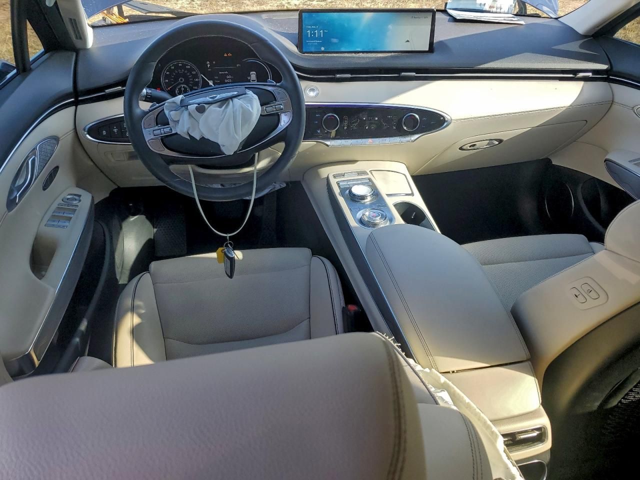 2025 Genesis Gv70 Base