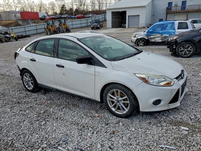 2014 Ford Focus s