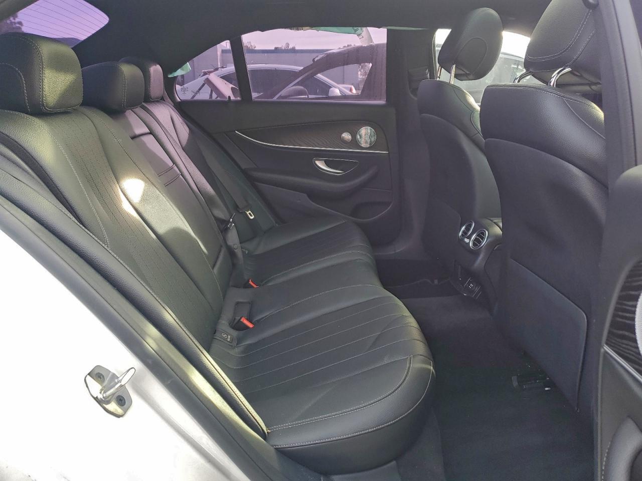 2019 Mercedes-Benz E 300