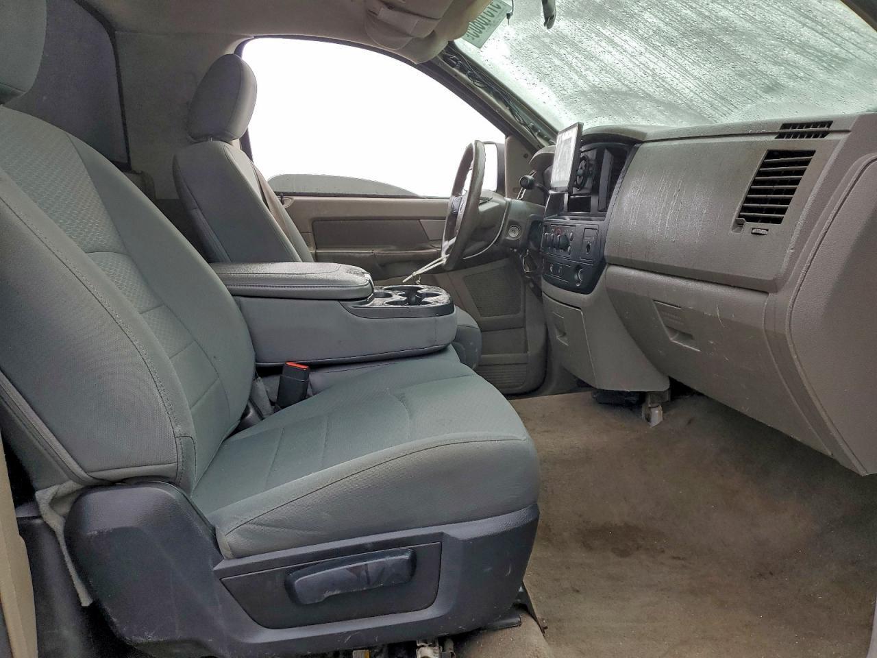 2008 Dodge RAM 2500 ST