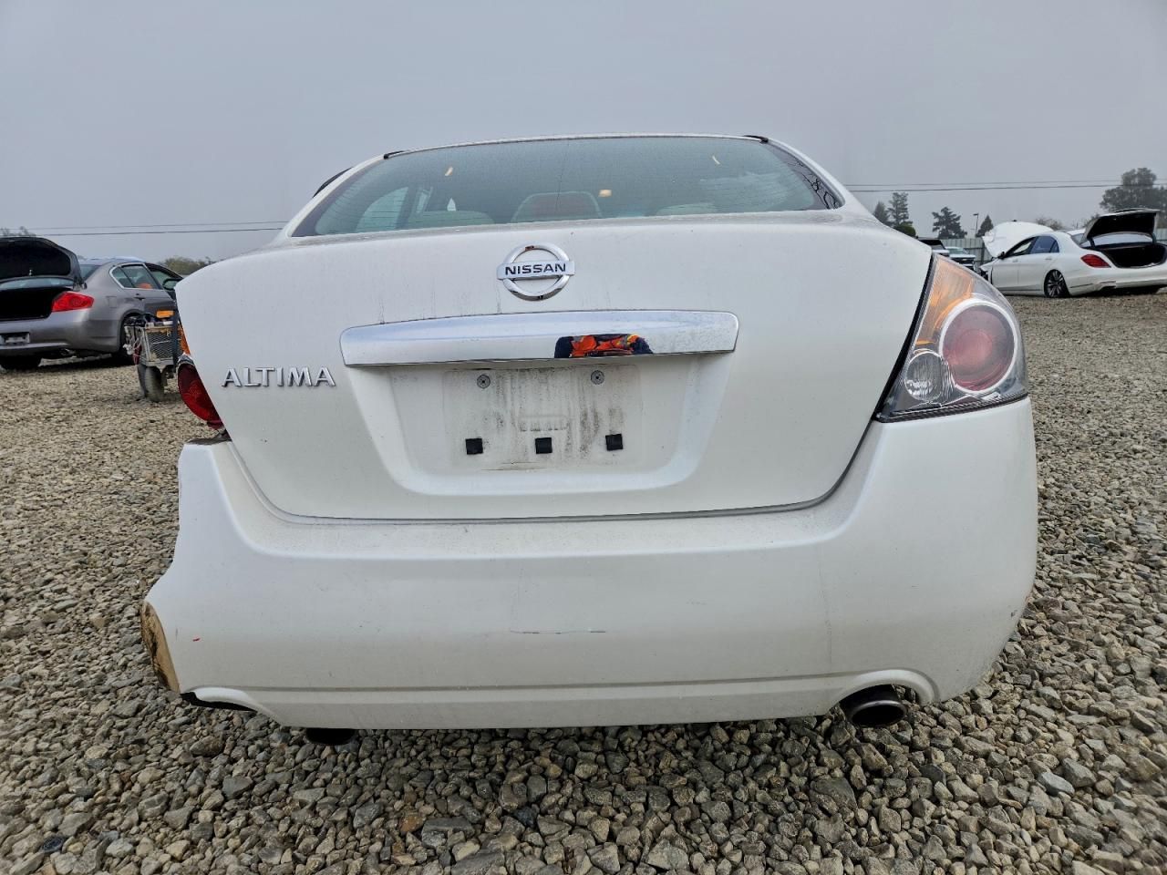 2010 Nissan Altima Base
