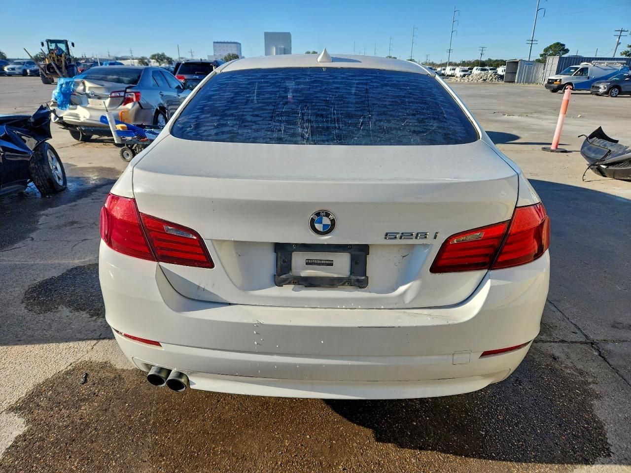 2011 BMW 528 i