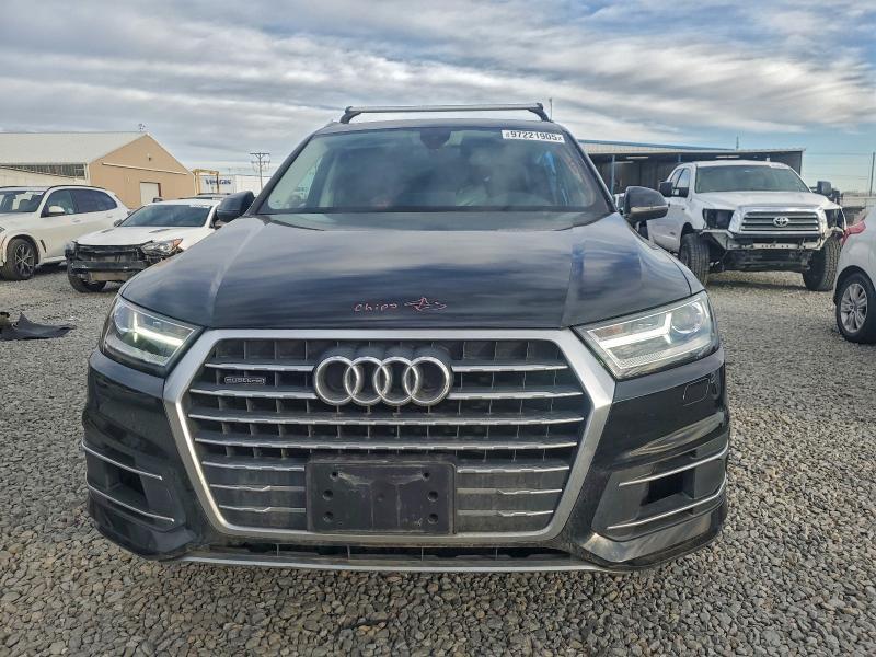 2019 Audi Q7 Premium