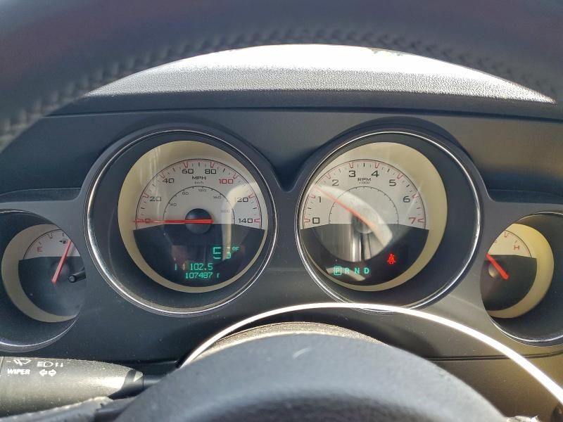 2014 Dodge Challenger sxt