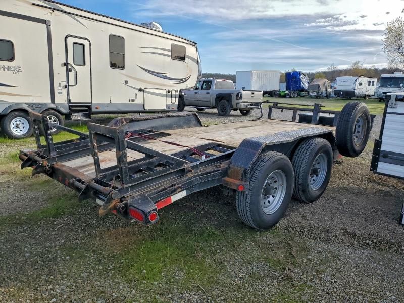 2016 Lamar Equipment Trailer