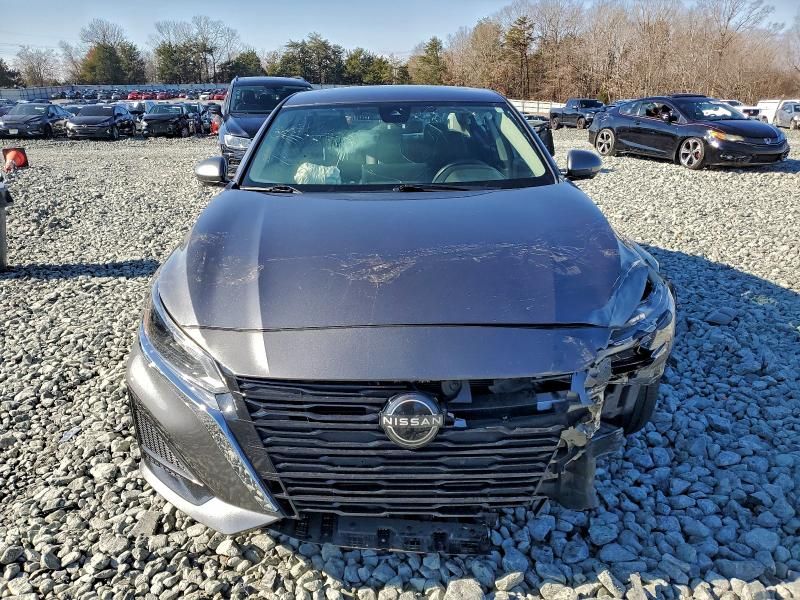 2023 Nissan Altima sl