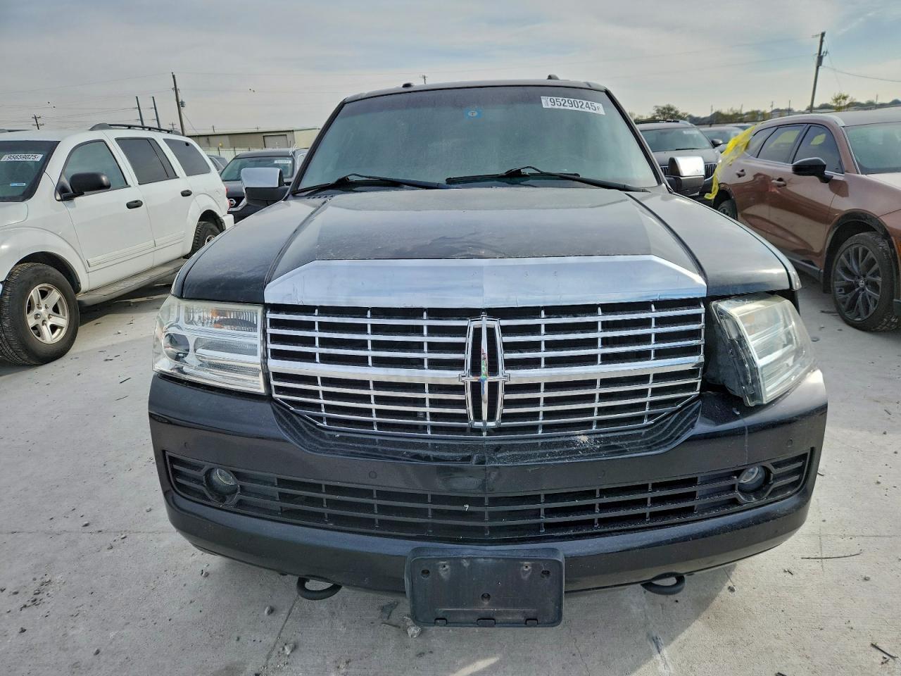 2012 Lincoln Navigator l