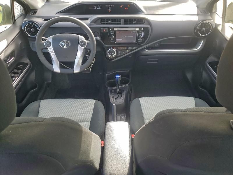 2016 Toyota Prius c
