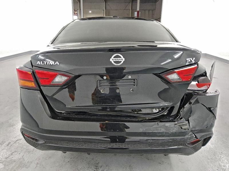 2021 Nissan Altima sv