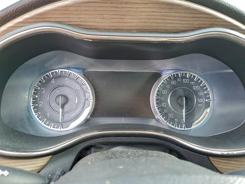 2015 Chrysler 200 c