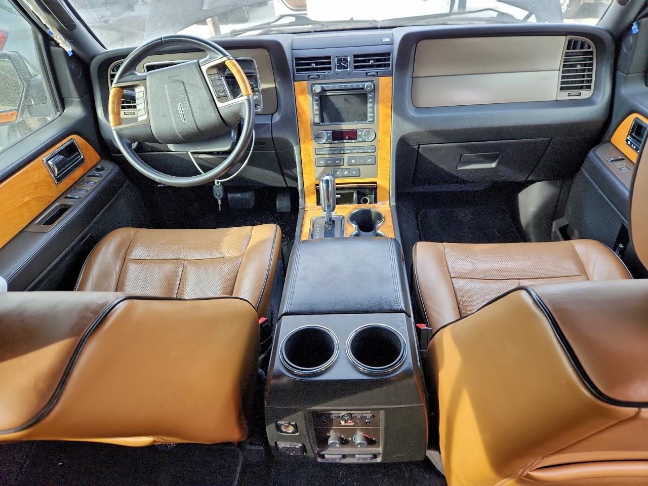 2012 Lincoln Navigator l