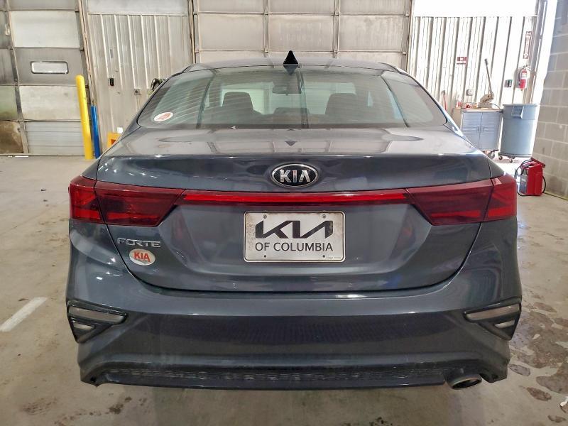 2021 KIA Forte fe