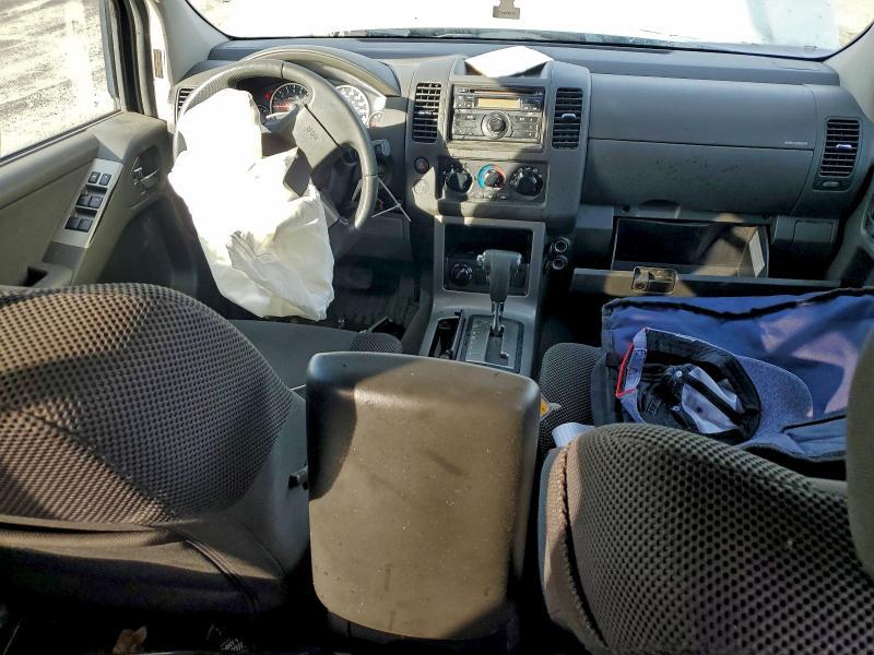 2009 Nissan Pathfinder s