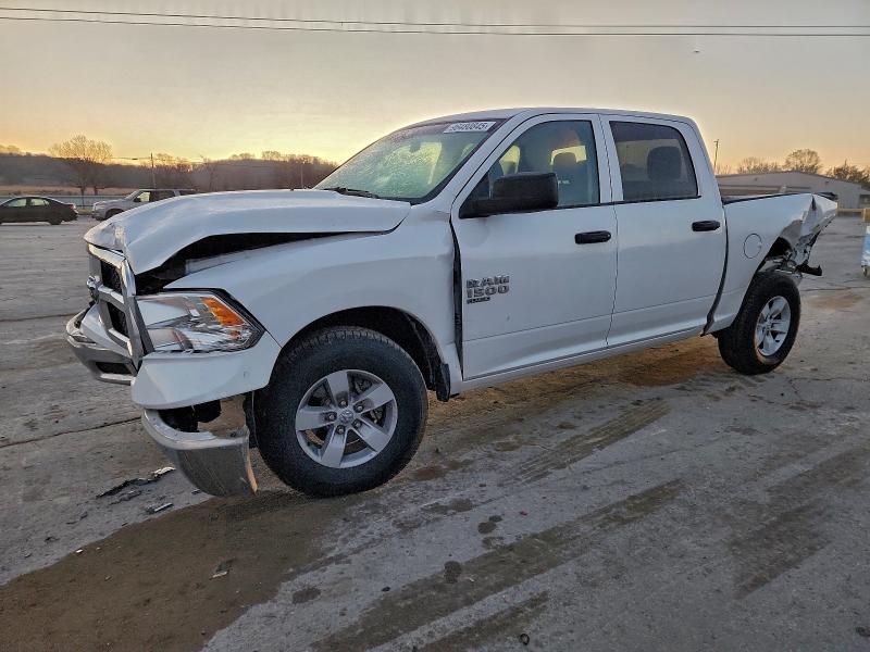 2022 Dodge Ram 1500 Classic slt