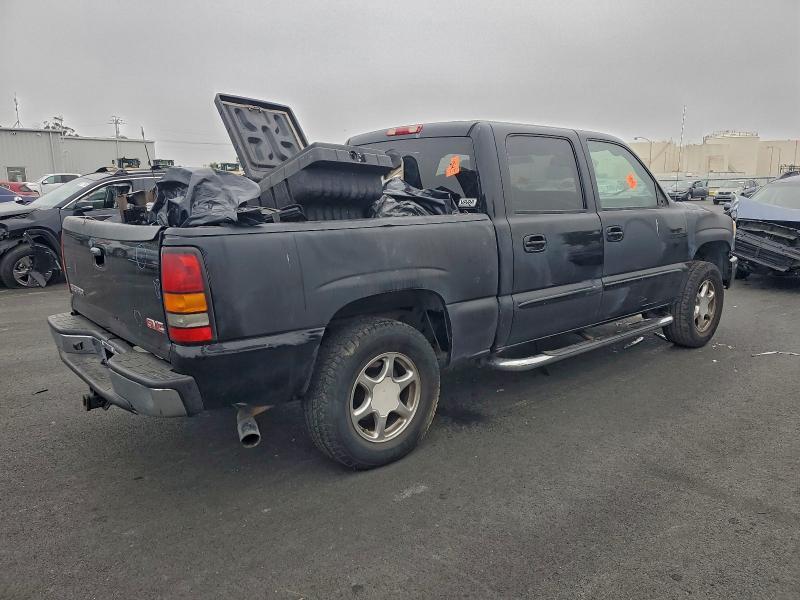 2005 GMC Sierra K1500 Denali