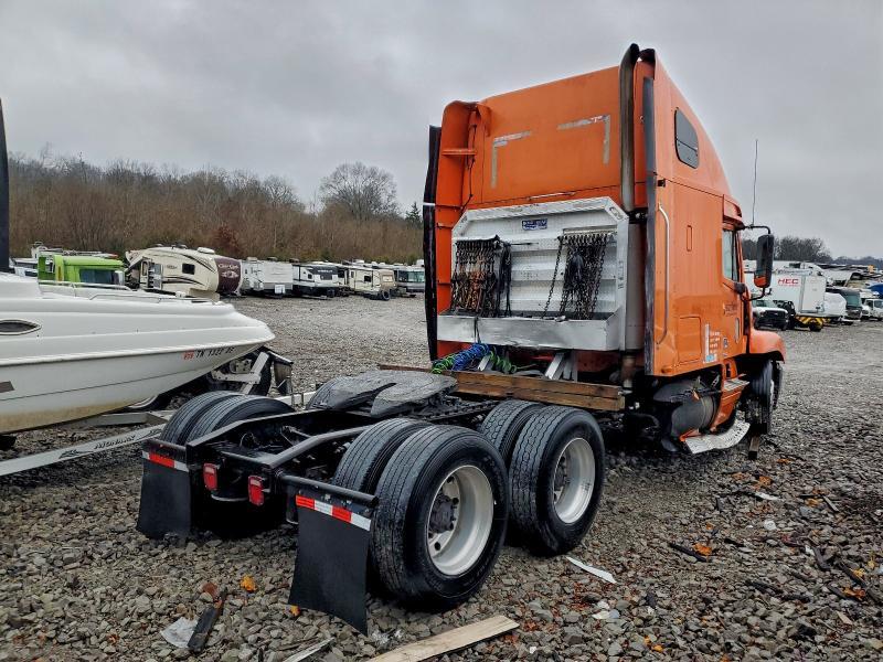 2002 Freightliner CST120 Semi Truck