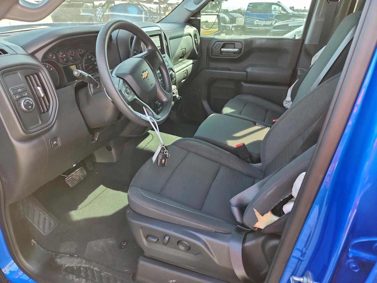 2025 Chevrolet Silverado C1500 Custom