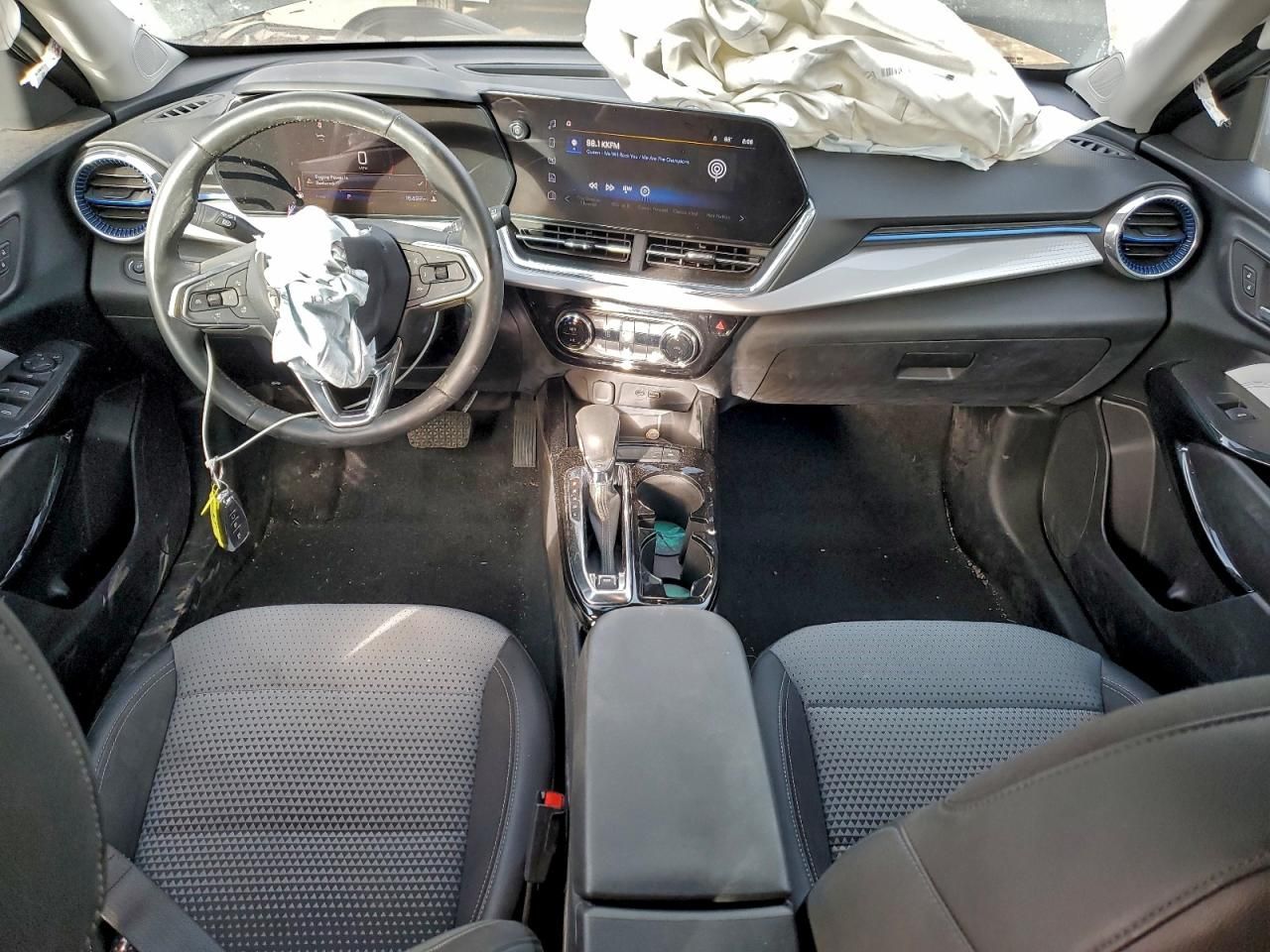 2025 Chevrolet Trax 1LT