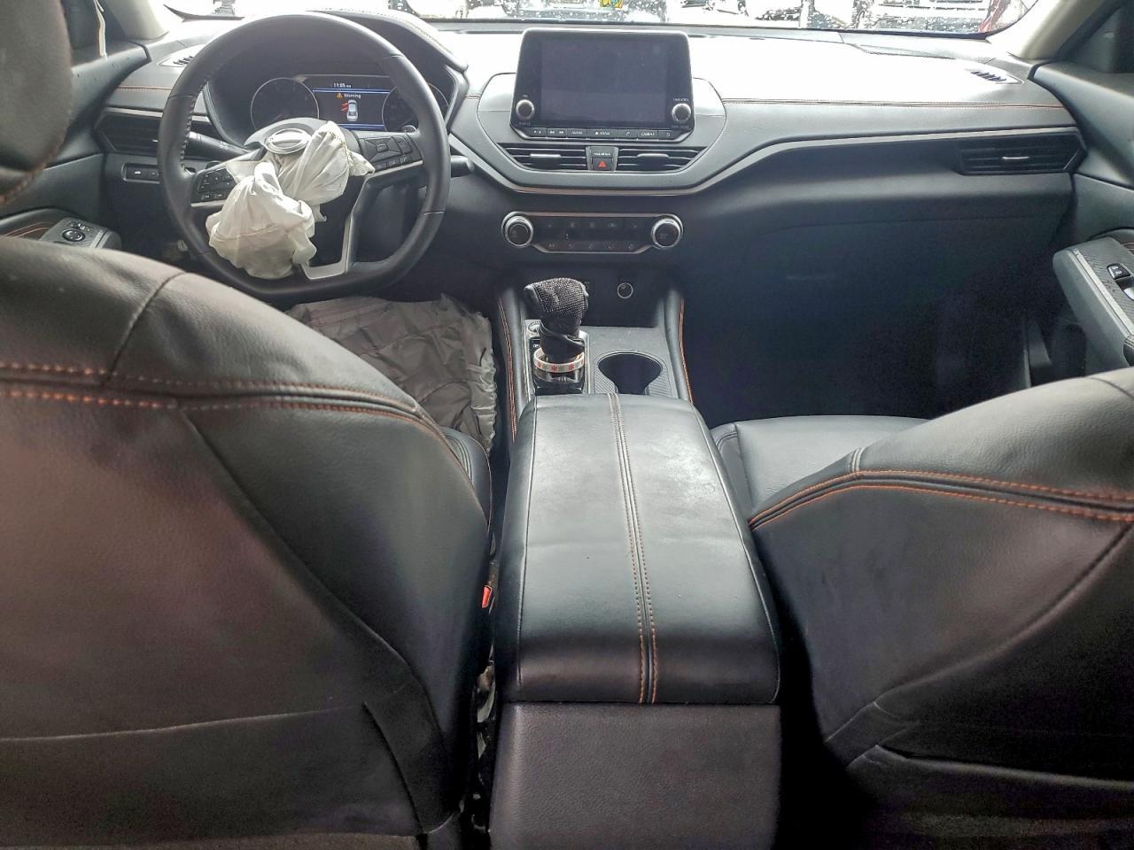 2022 Nissan Altima sr