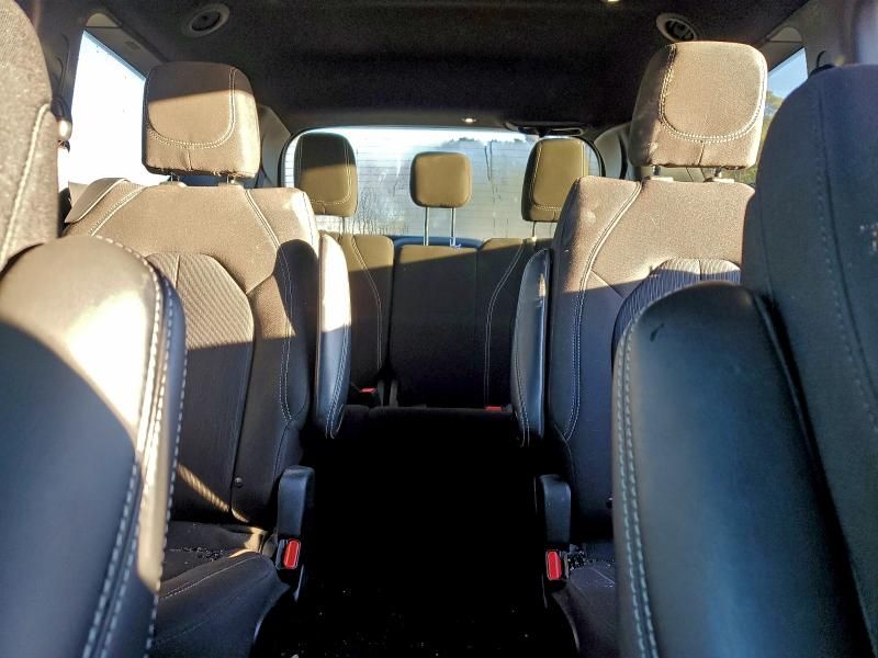 2023 Chrysler Pacifica Touring