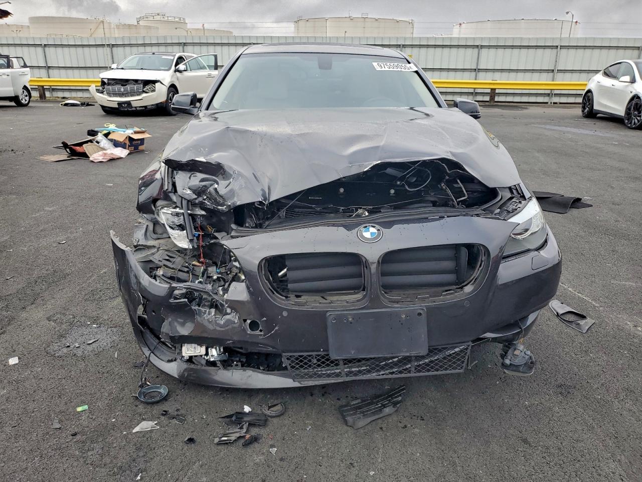 2013 BMW 528 i
