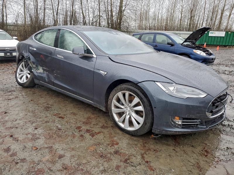 2015 Tesla Model s 85D