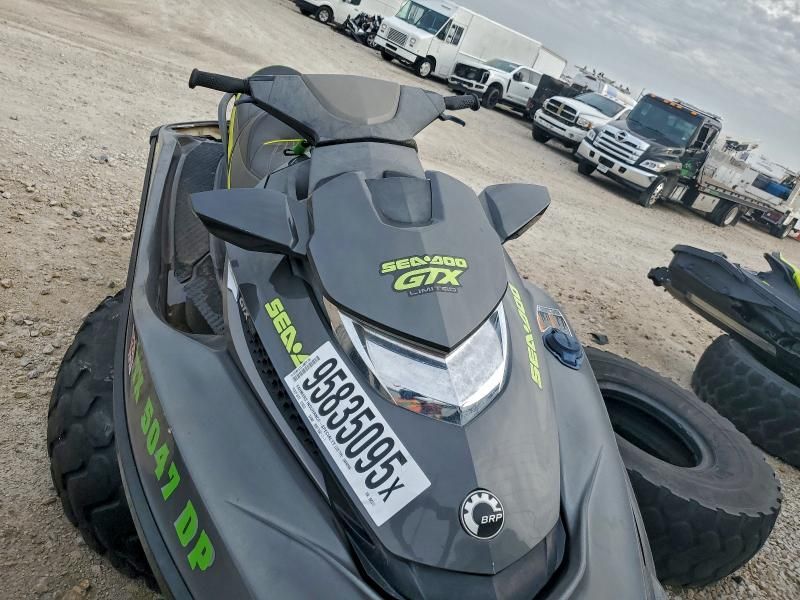2015 Seadoo GTX Limited