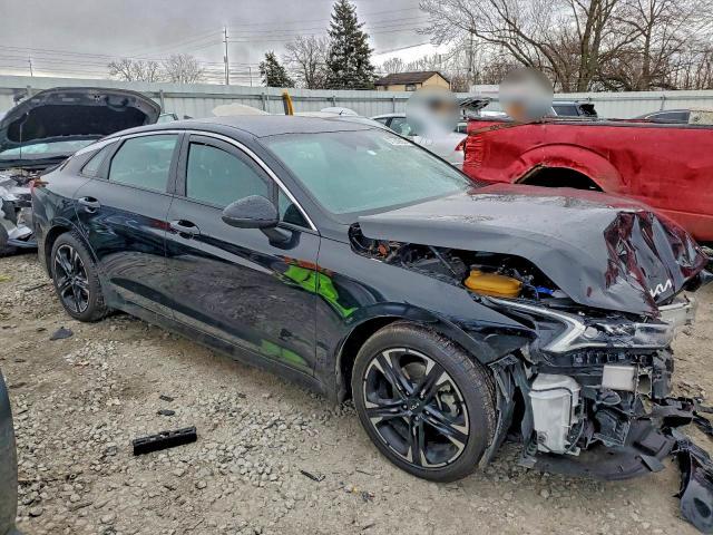 2022 KIA K5 gt Line