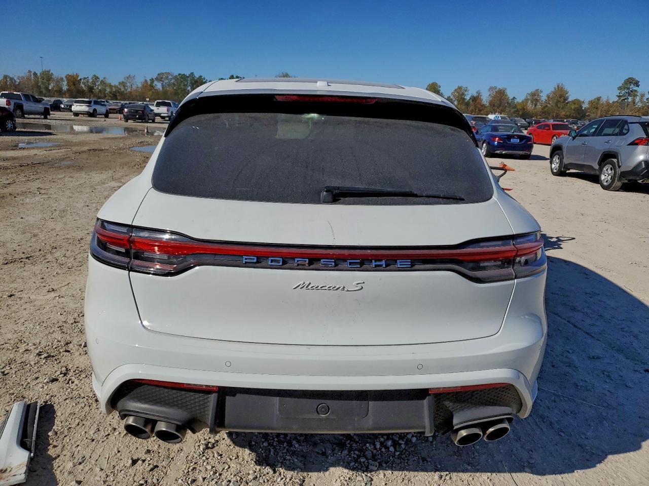 2023 Porsche Macan s