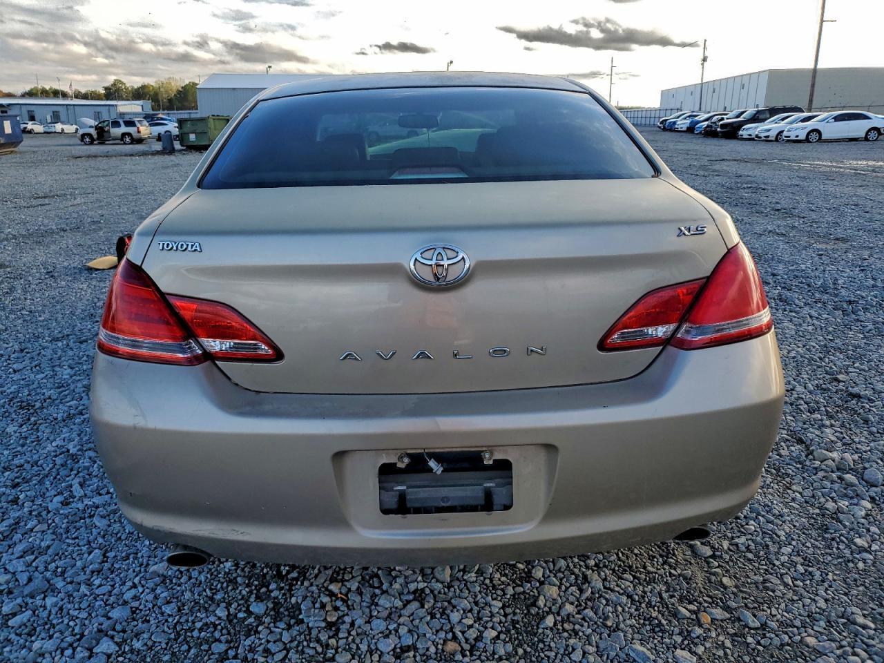 2007 Toyota Avalon xl
