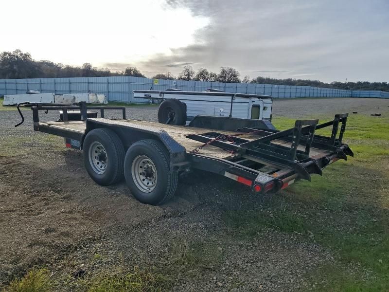 2016 Lamar Equipment Trailer