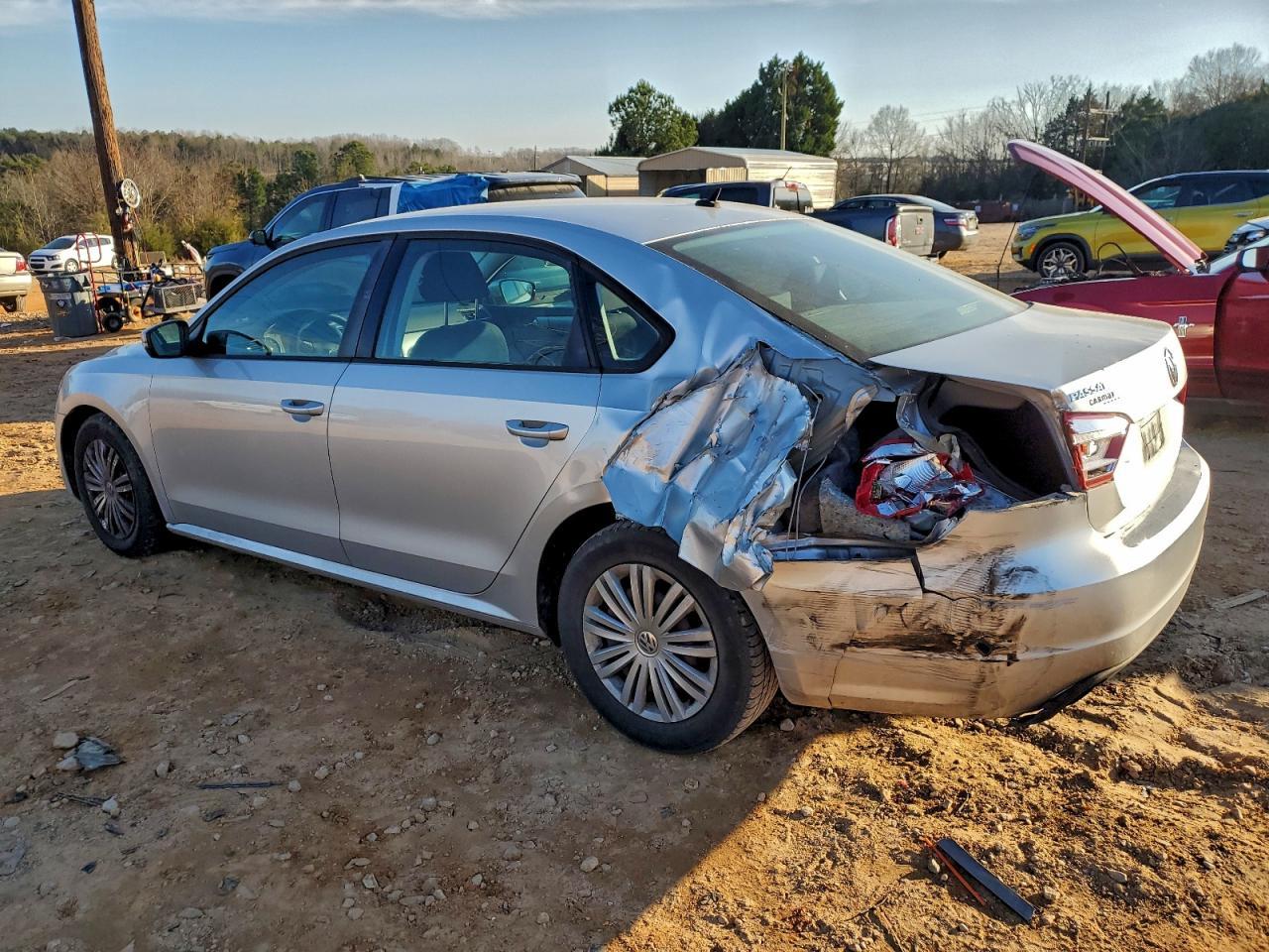 2014 Volkswagen Passat s