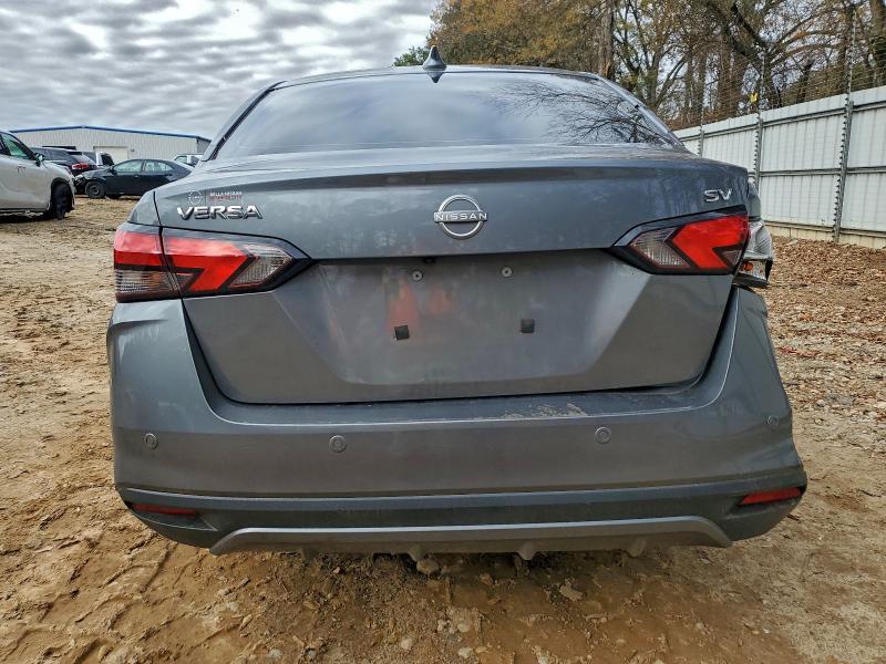 2024 Nissan Versa sv