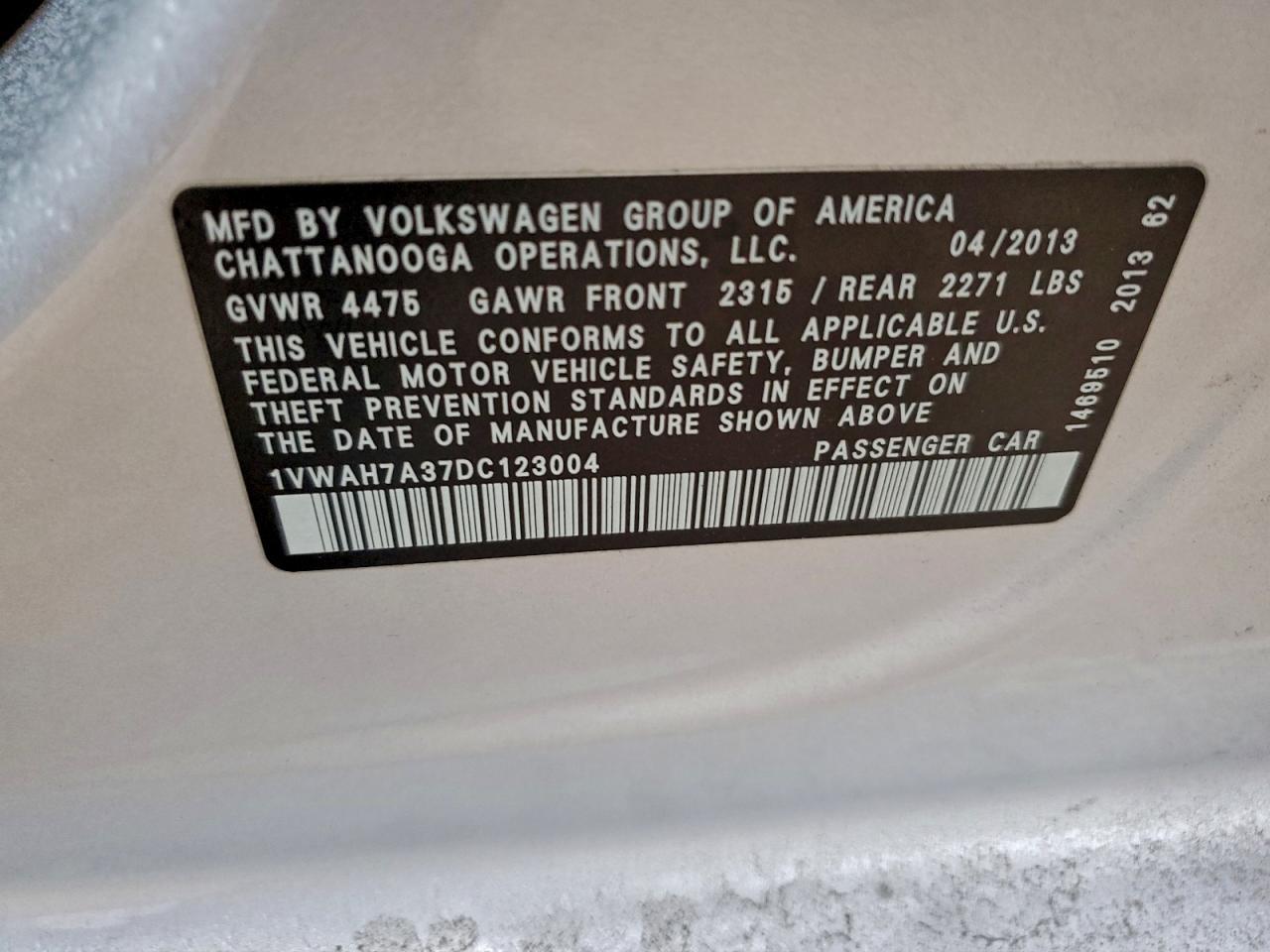 2013 Volkswagen Passat s