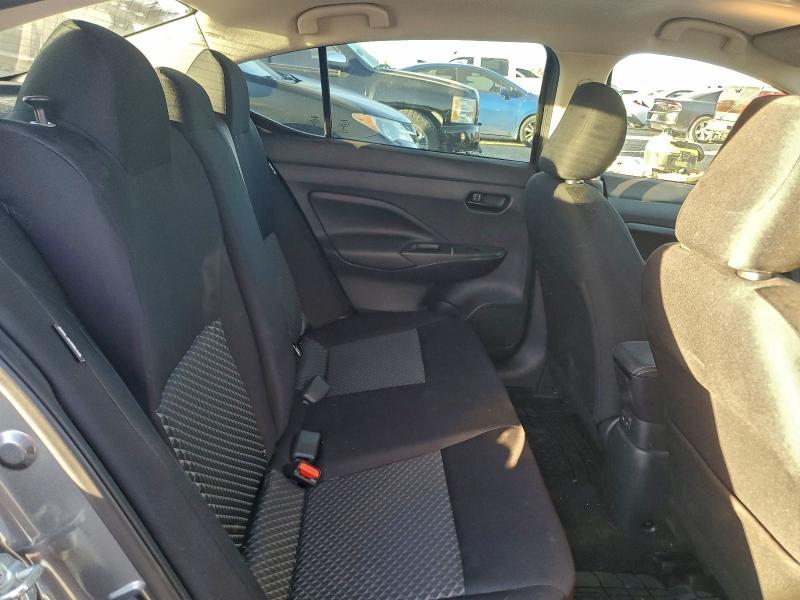2020 Nissan Versa s