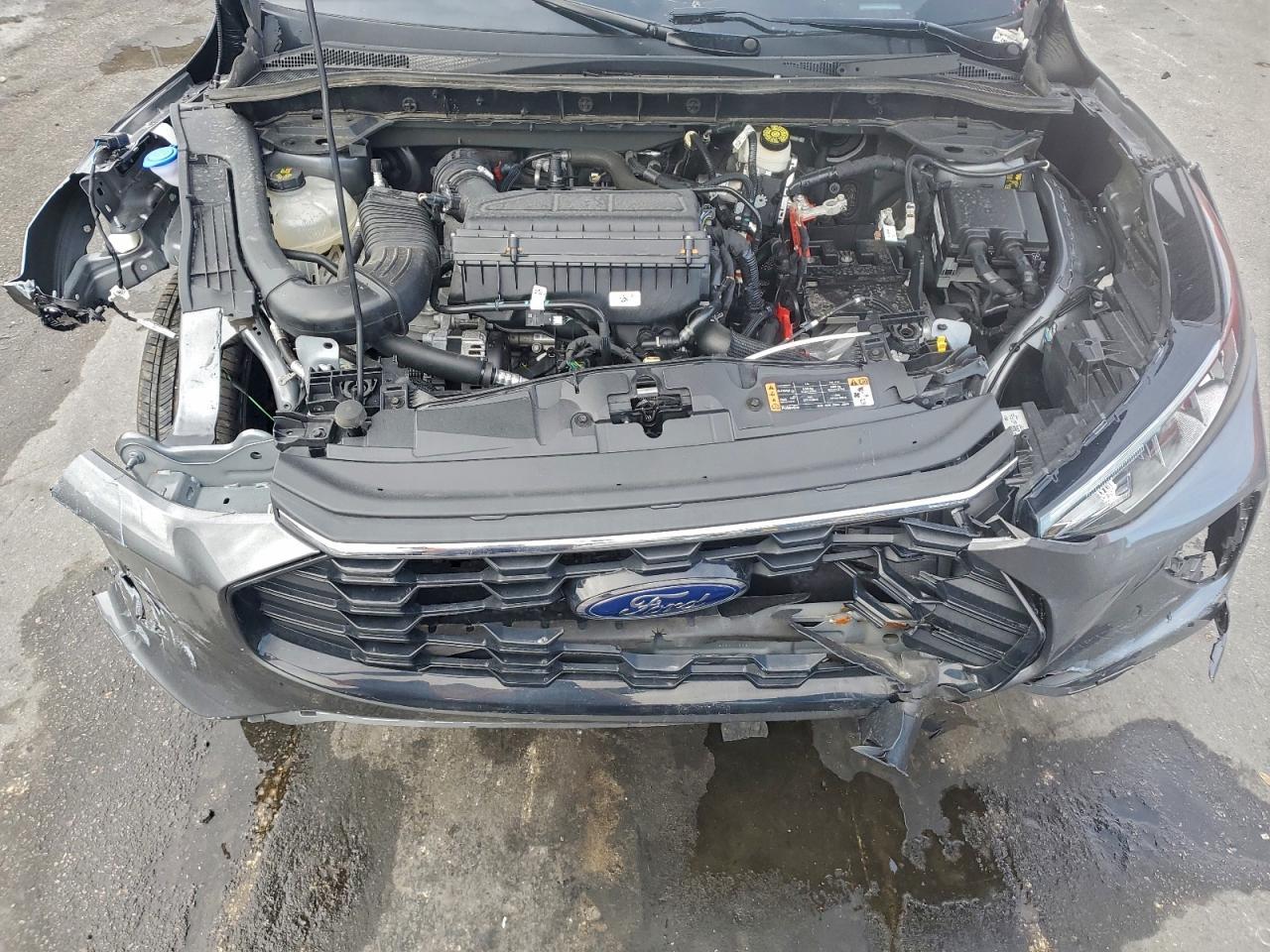 2025 Ford Escape st Line