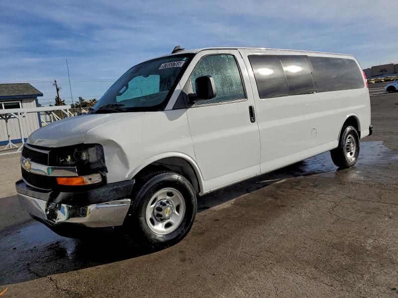 2024 Chevrolet Express G3500 lt