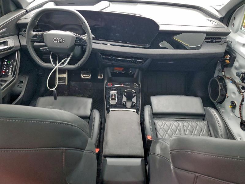 2025 Audi SQ6 E-tron Premium Plus