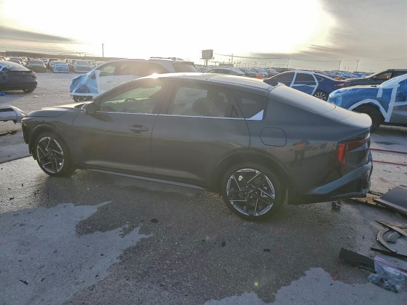 2025 KIA K4 gt Line