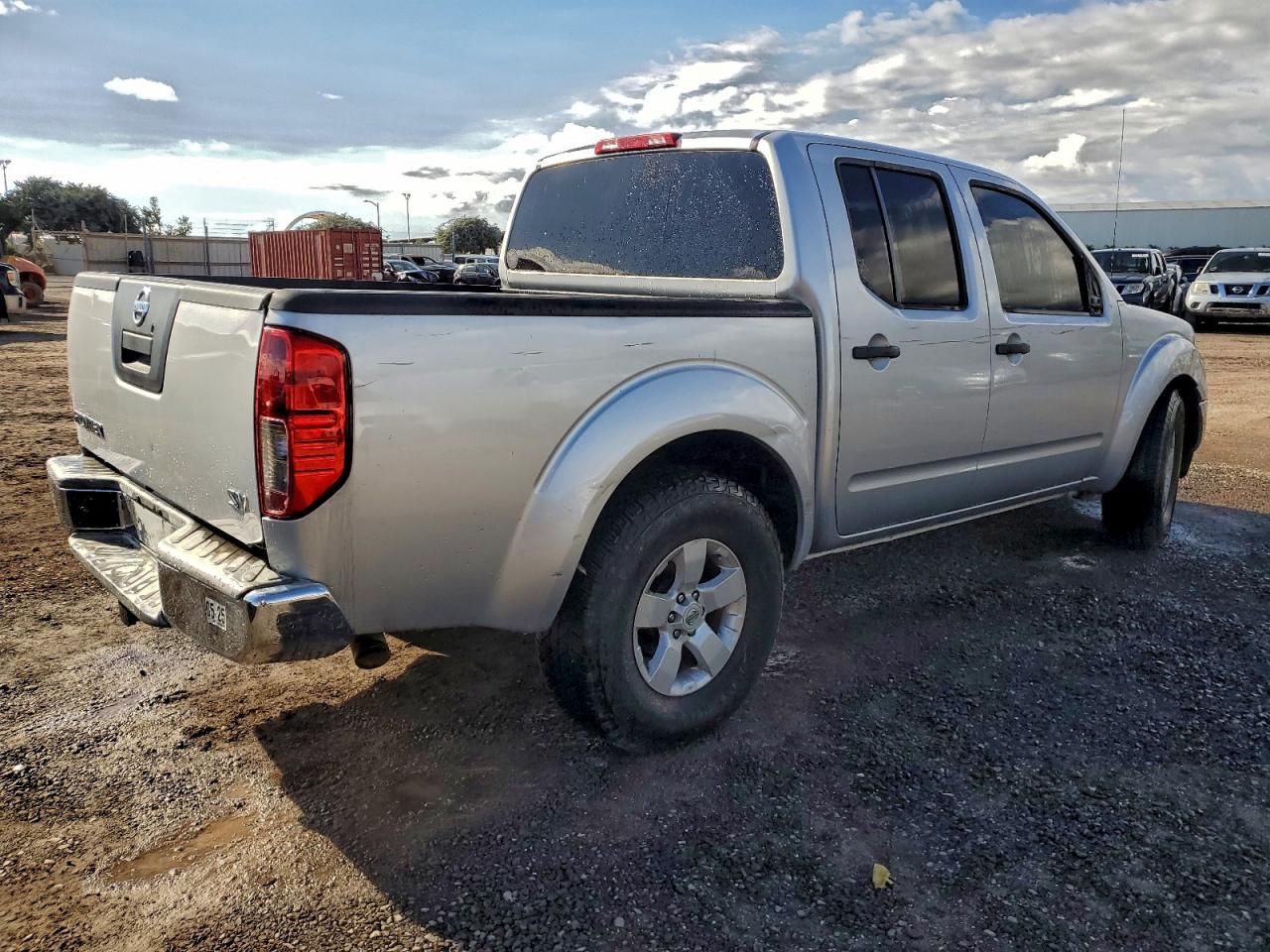 2011 Nissan Frontier s