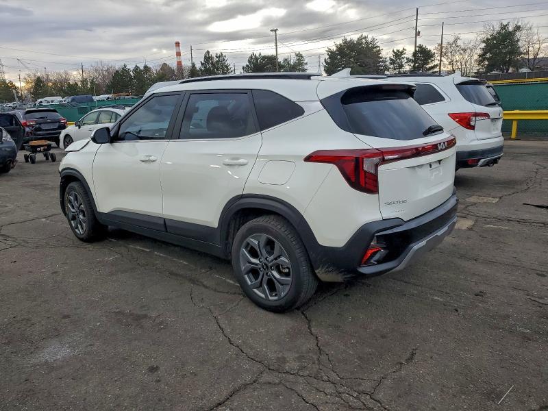 2024 KIA Seltos s