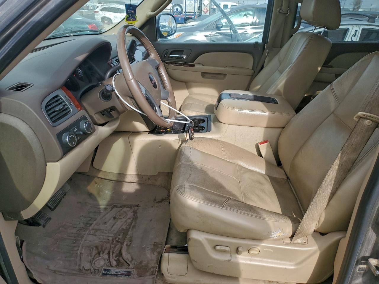 2011 GMC Yukon slt