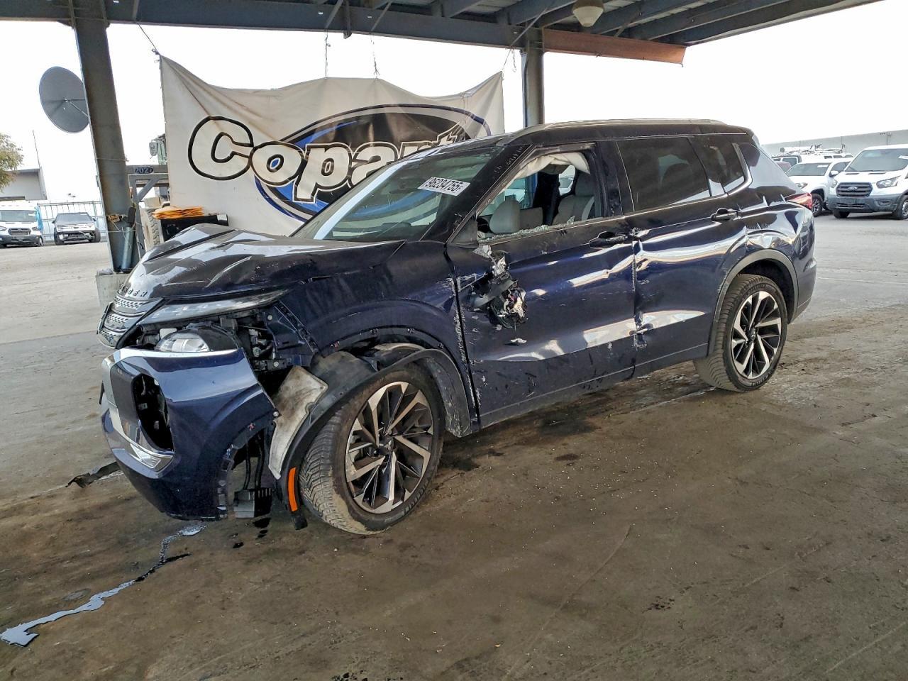 2023 Mitsubishi Outlander sel