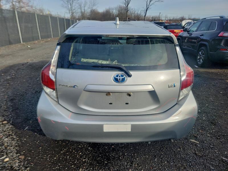 2015 Toyota Prius c