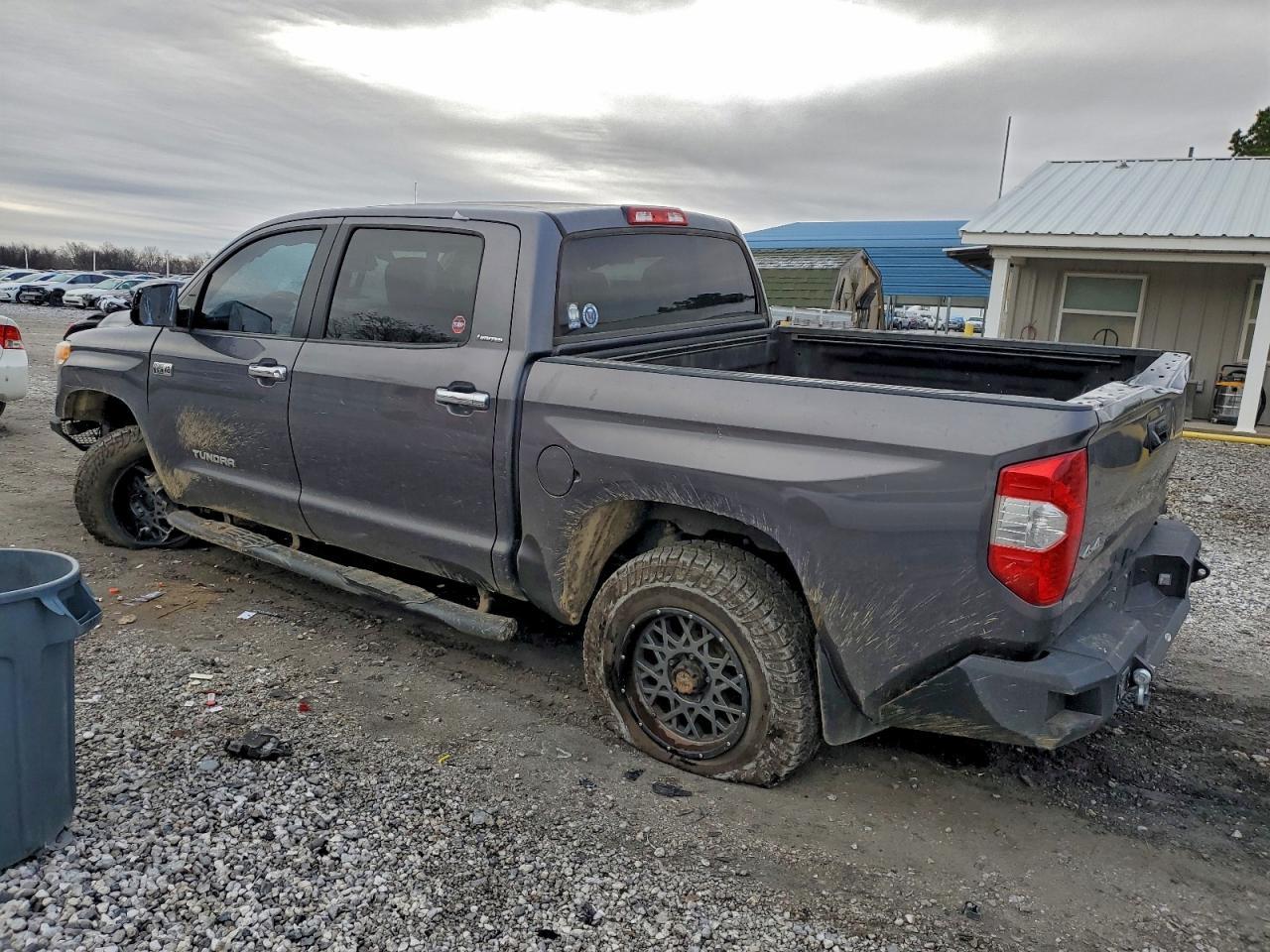 2017 Toyota Tundra Crewmax Limited