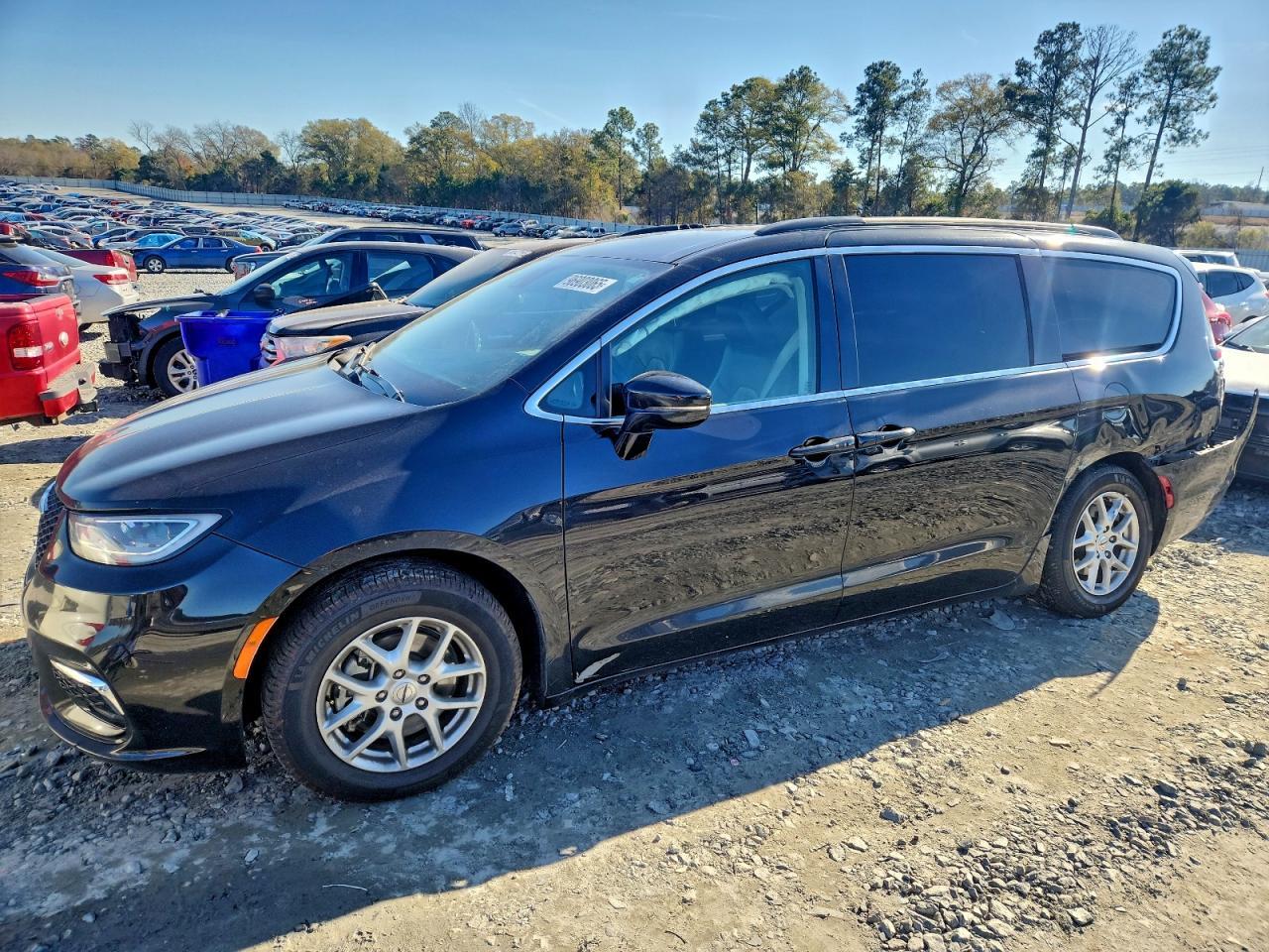 2022 Chrysler Pacifica Touring l