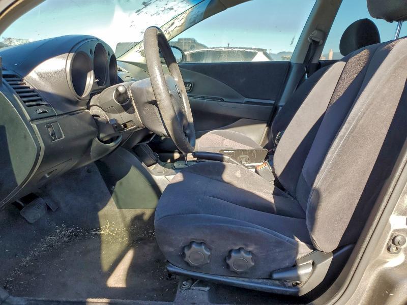 2002 Nissan Altima Base