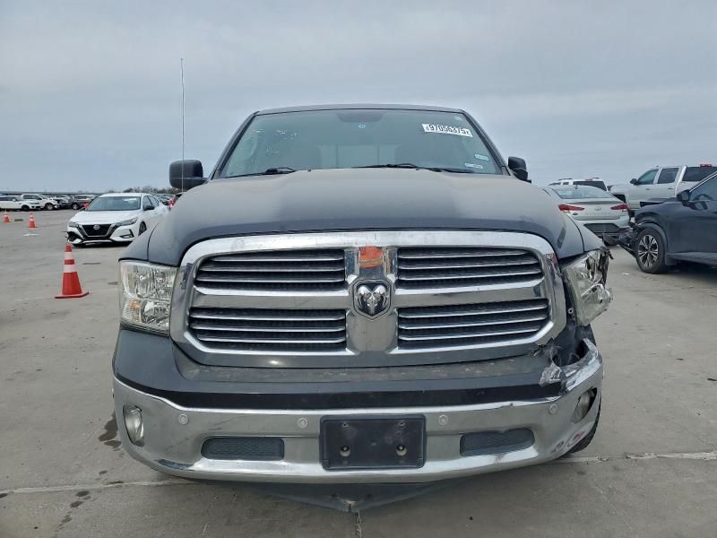 2016 Dodge Ram 1500 slt